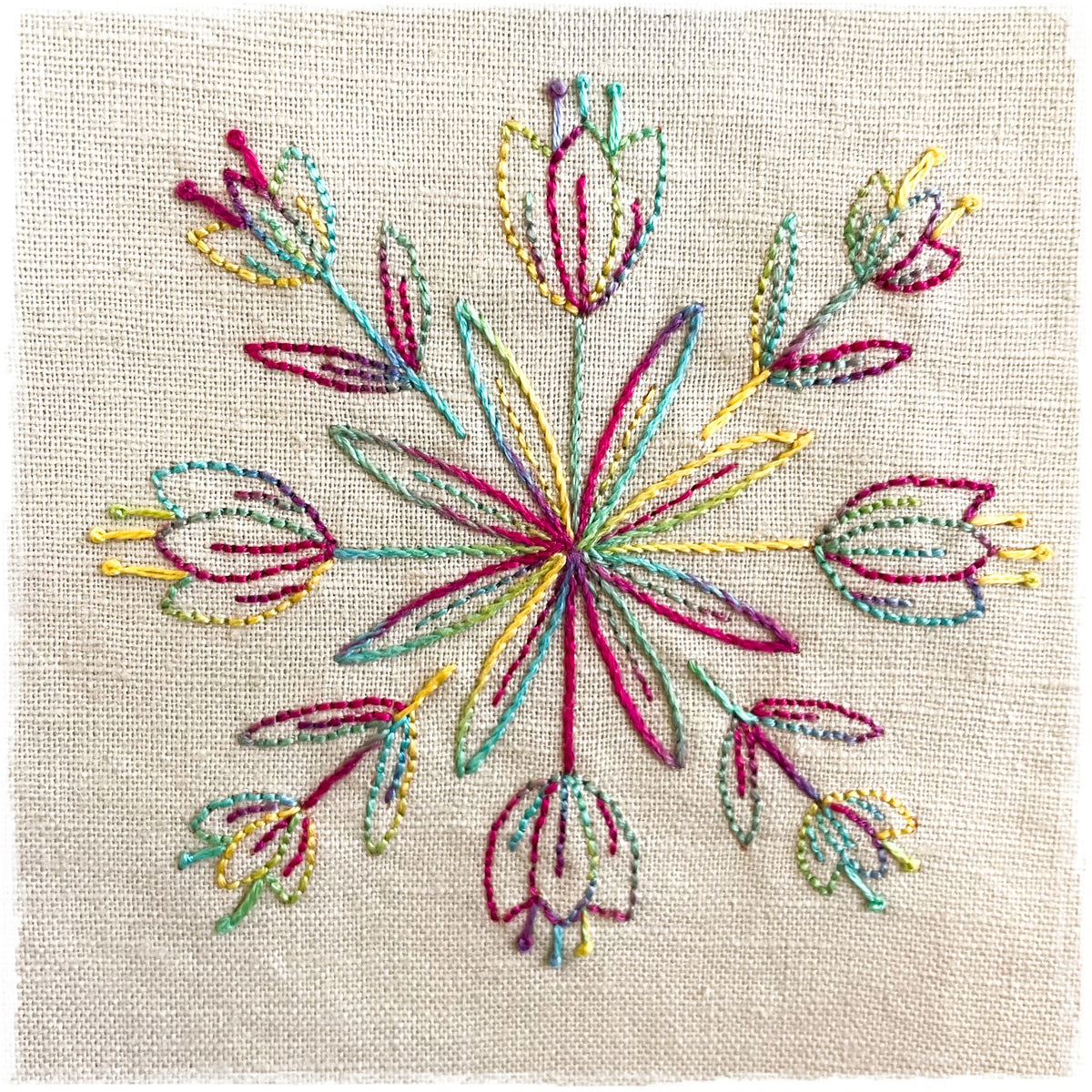 TULIP MANDALA HAND EMBROIDERY PATTERN - DIGITAL DOWNLOAD
