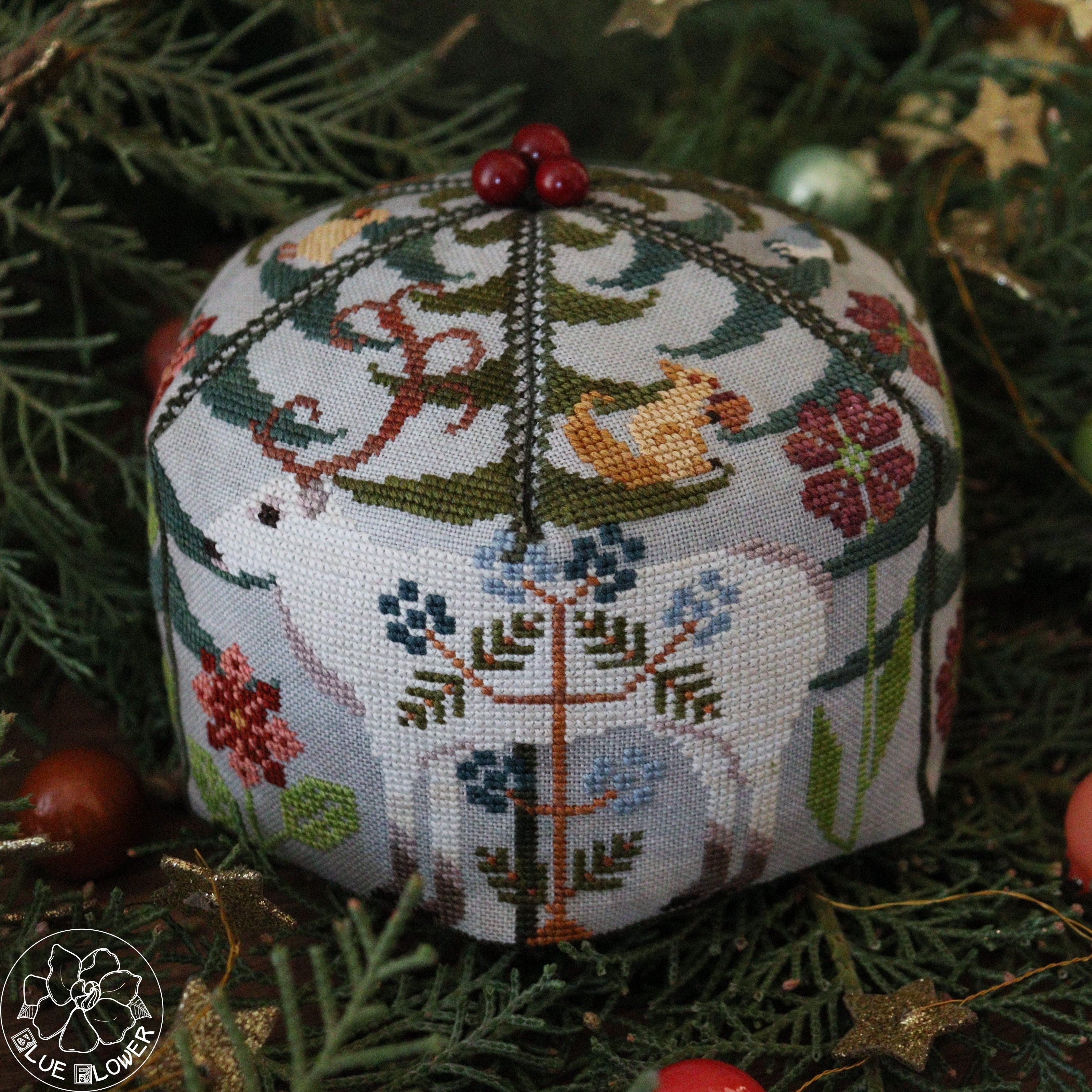THE BLUE FLOWER - FESTIVE FOREST