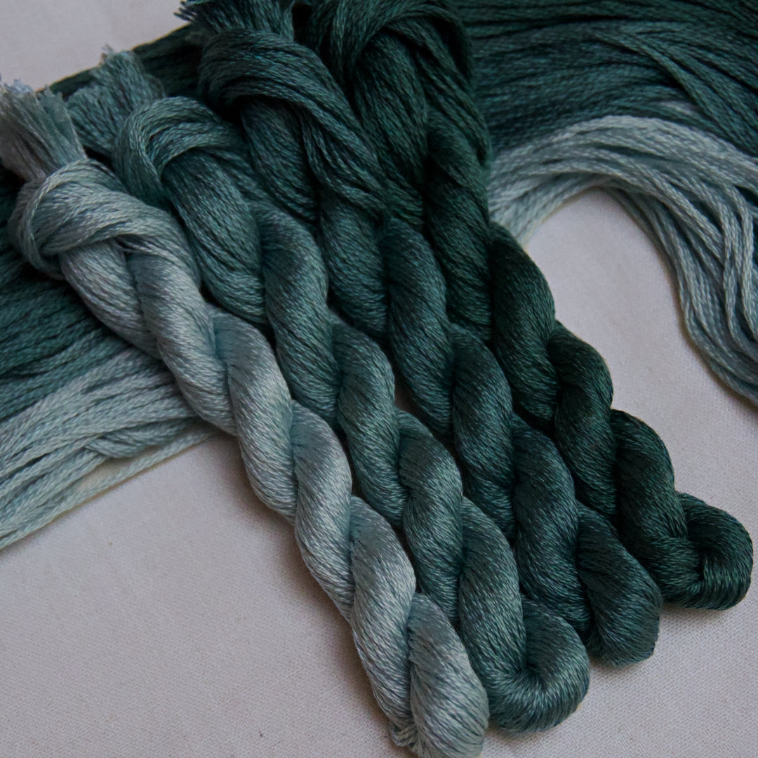 GRADIENT EMBROIDERY THREAD PACK - PARADISO