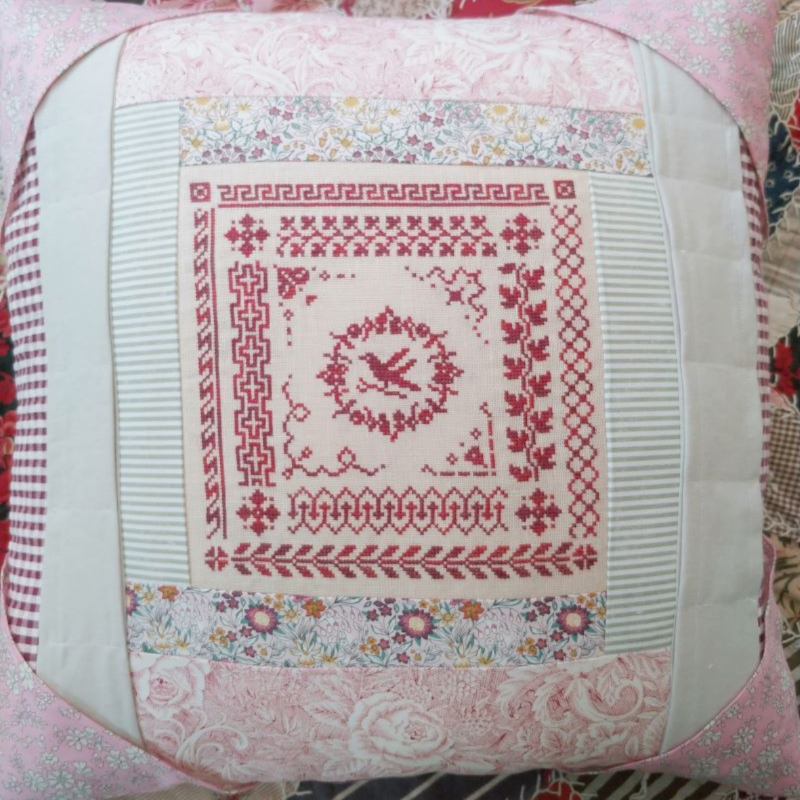 Mojo Stitches Work cushion panel chart