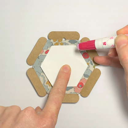 Tack It Easy Hexagon Set | English Paper Piecing Tool (EPP)