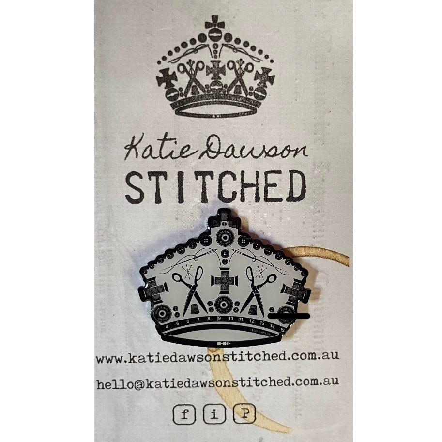 KATIE DAWSON STITCHED CROWN PIN