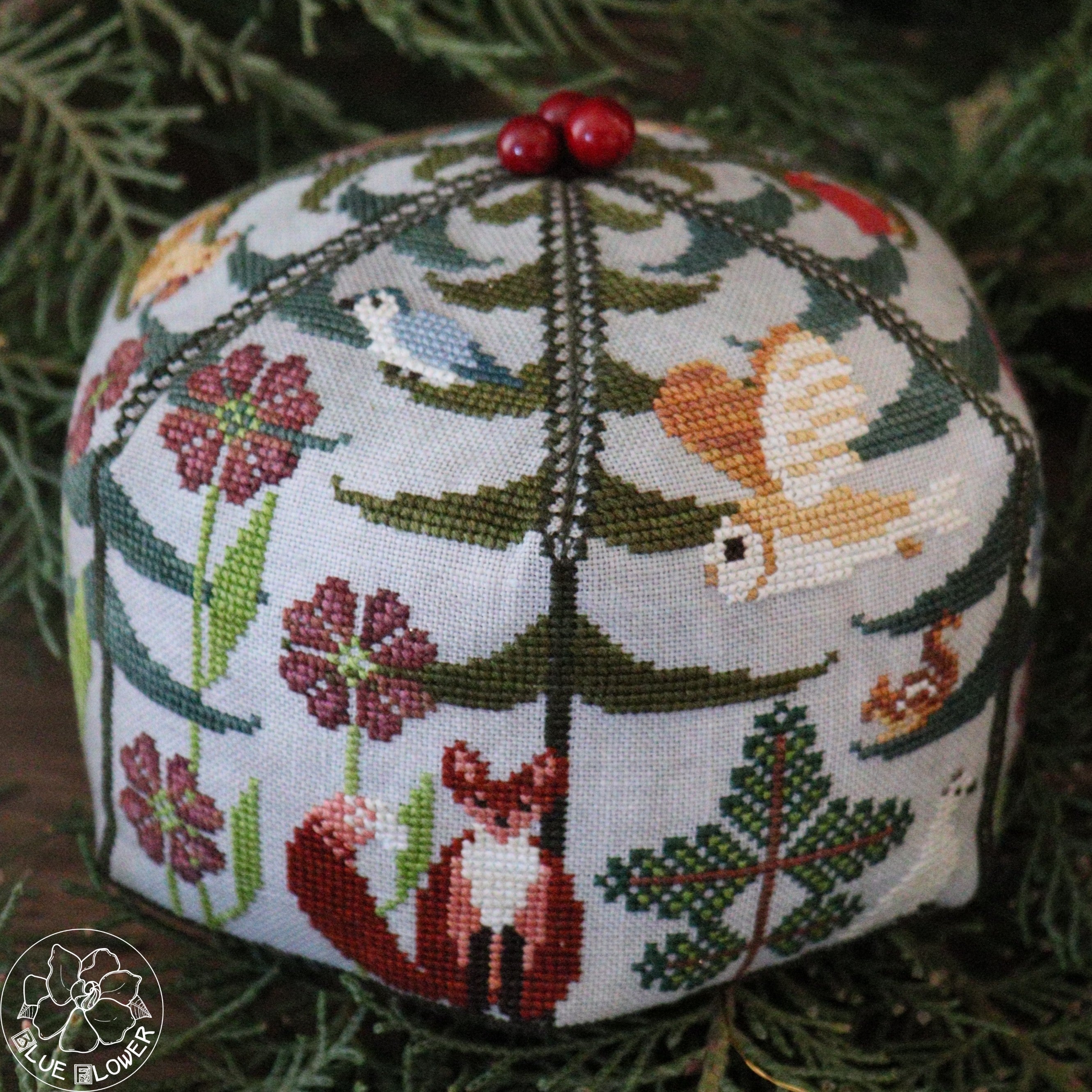 THE BLUE FLOWER - FESTIVE FOREST